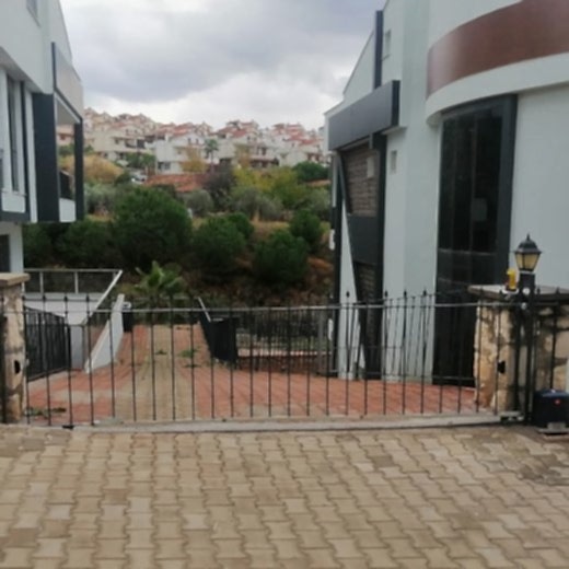 Takay Otomatik Kapı Sistemleri, Modern ve güvenilir otomatik kapı sistemleri.